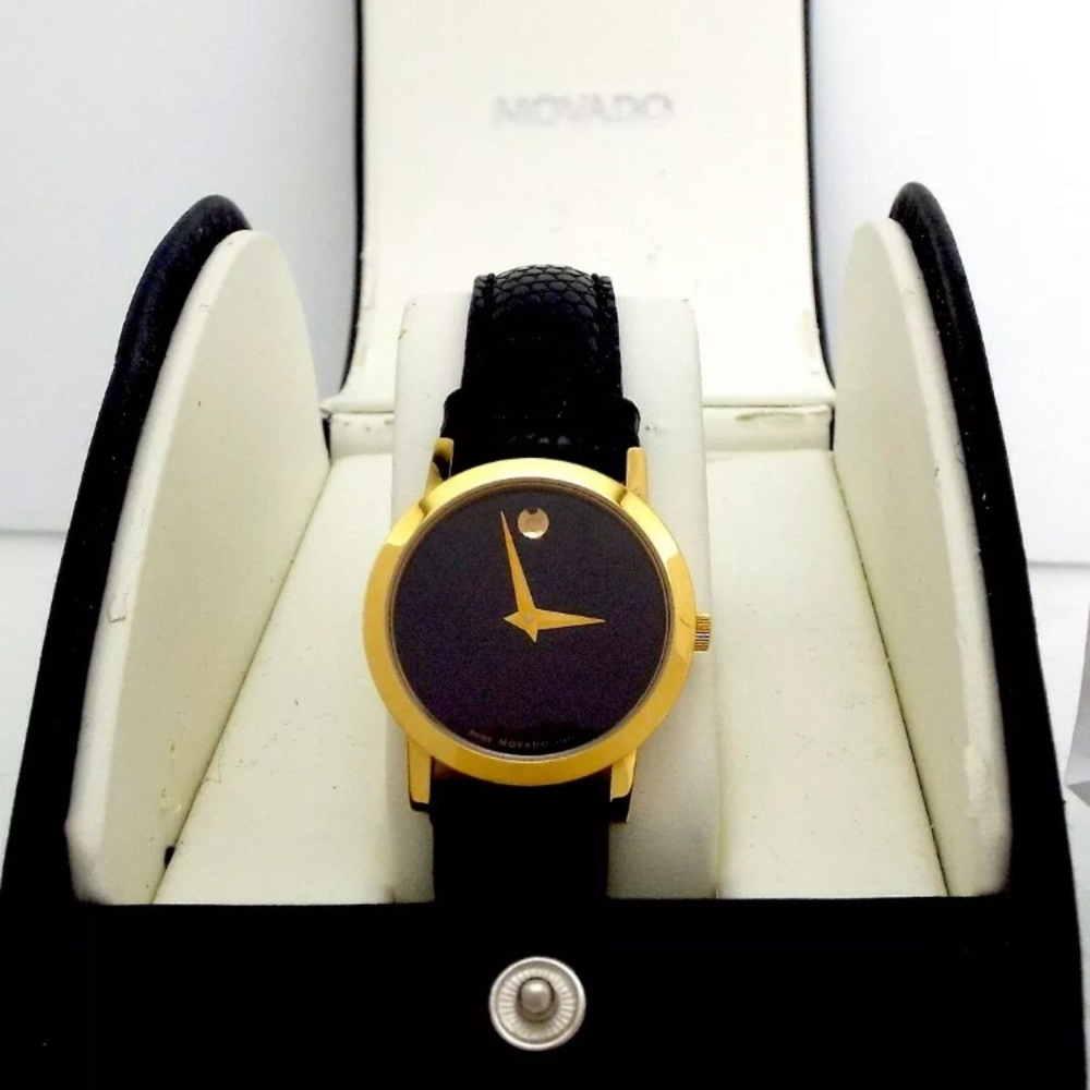 Movado Ladies Museum Watch 88 A1 1837 Gold…